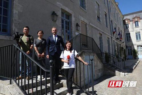 盐城网红吃瓜事件视频,一场网络热议的瓜田奇谈 第3张 盐城网红吃瓜事件视频,一场网络热议的瓜田奇谈 第3张