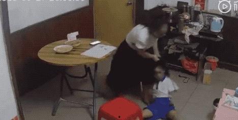 女孩家长爆料视频播放大全,女孩成长瞬间回顾