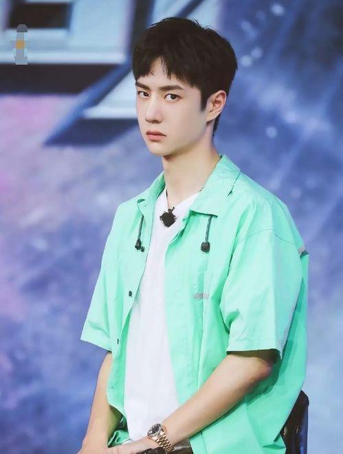 王一博队员爆料视频,揭秘幕后精彩瞬间